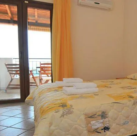 Agnanti Aparthotel